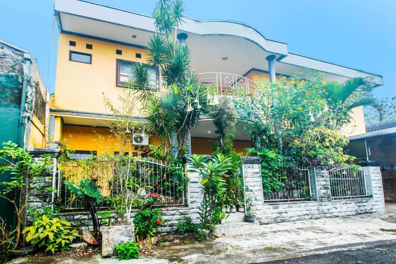 Spot On 91620 Skypiea Guest House Tasikmalaya Exteriér fotografie
